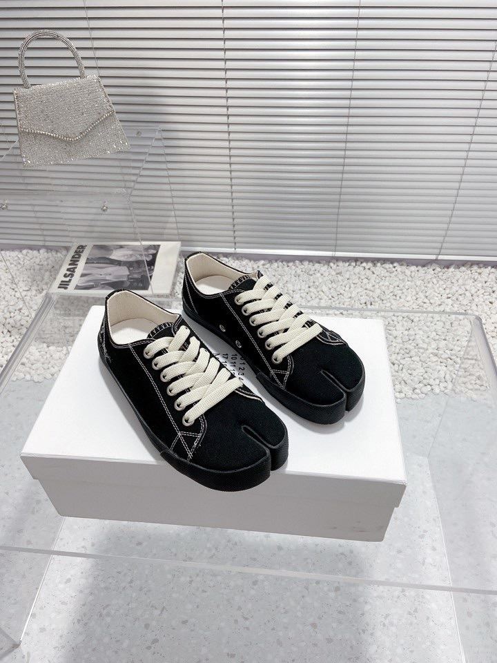 Maison Margiela Shoes